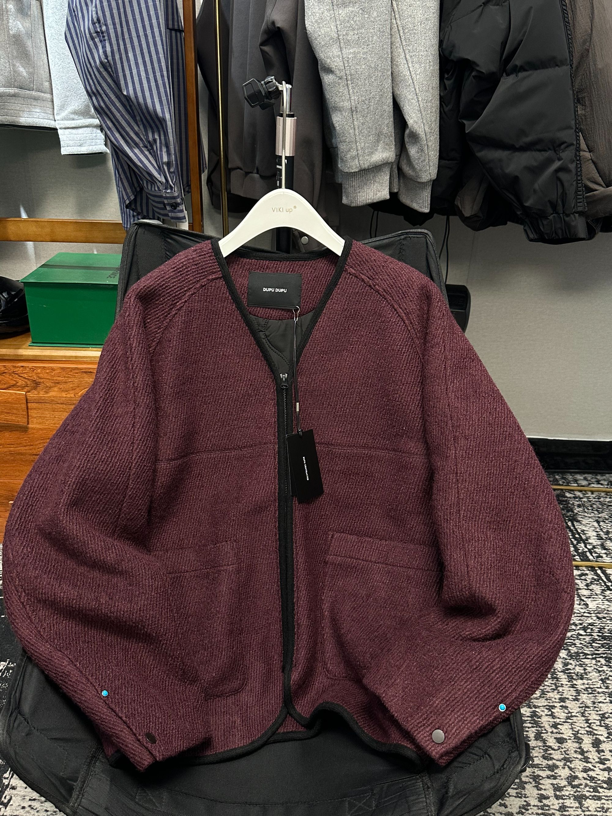 高品质时尚宽松潮流拉链V领开衫DUPU针织衣-4120307