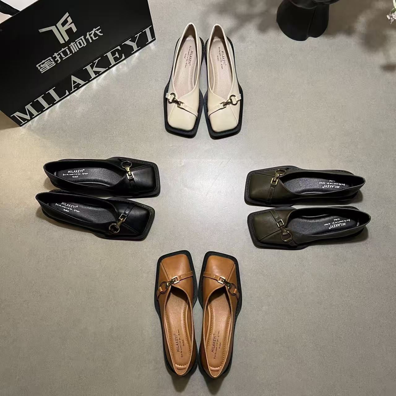 2026年春季新款金属简约网红轻奢舒适复古休闲时尚ins风爆款单鞋