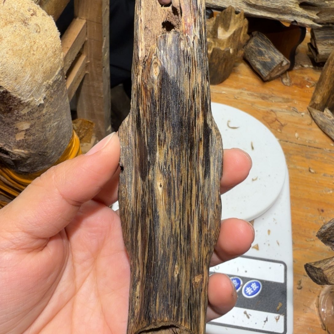 棋楠沉香白奇块料33克