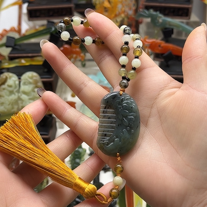 蛇纹石玉岫玉手链未镶嵌