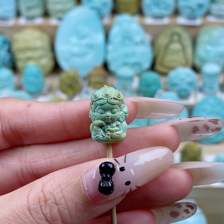 绿松石未镶嵌珠宝奇石