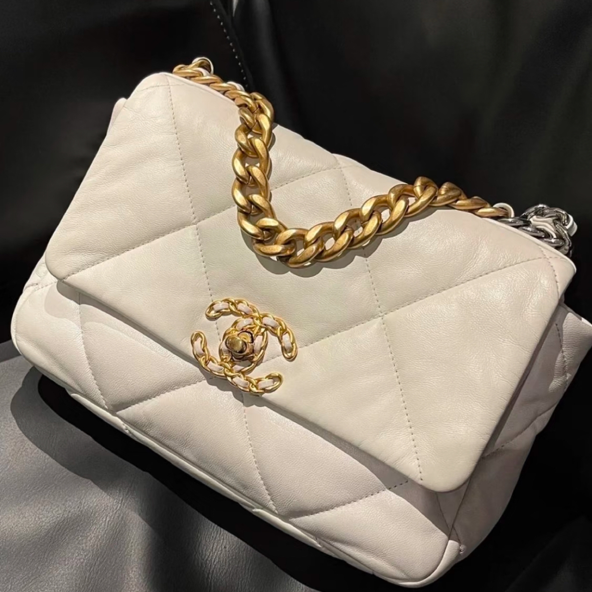 99新 Chanel/香奈儿 定金 香奈儿19bag小号白金/甄选