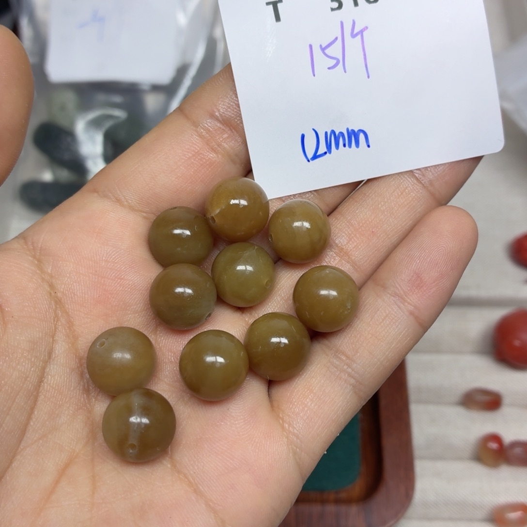 和田玉未镶嵌珠宝半成品T316