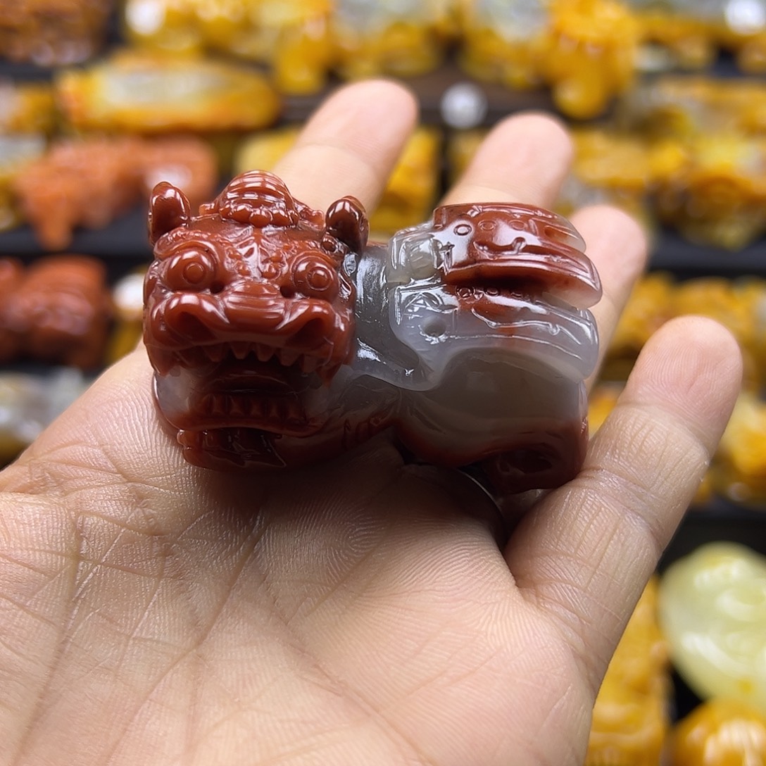 山***猫石英质玉（黄龙玉）未镶嵌手把件