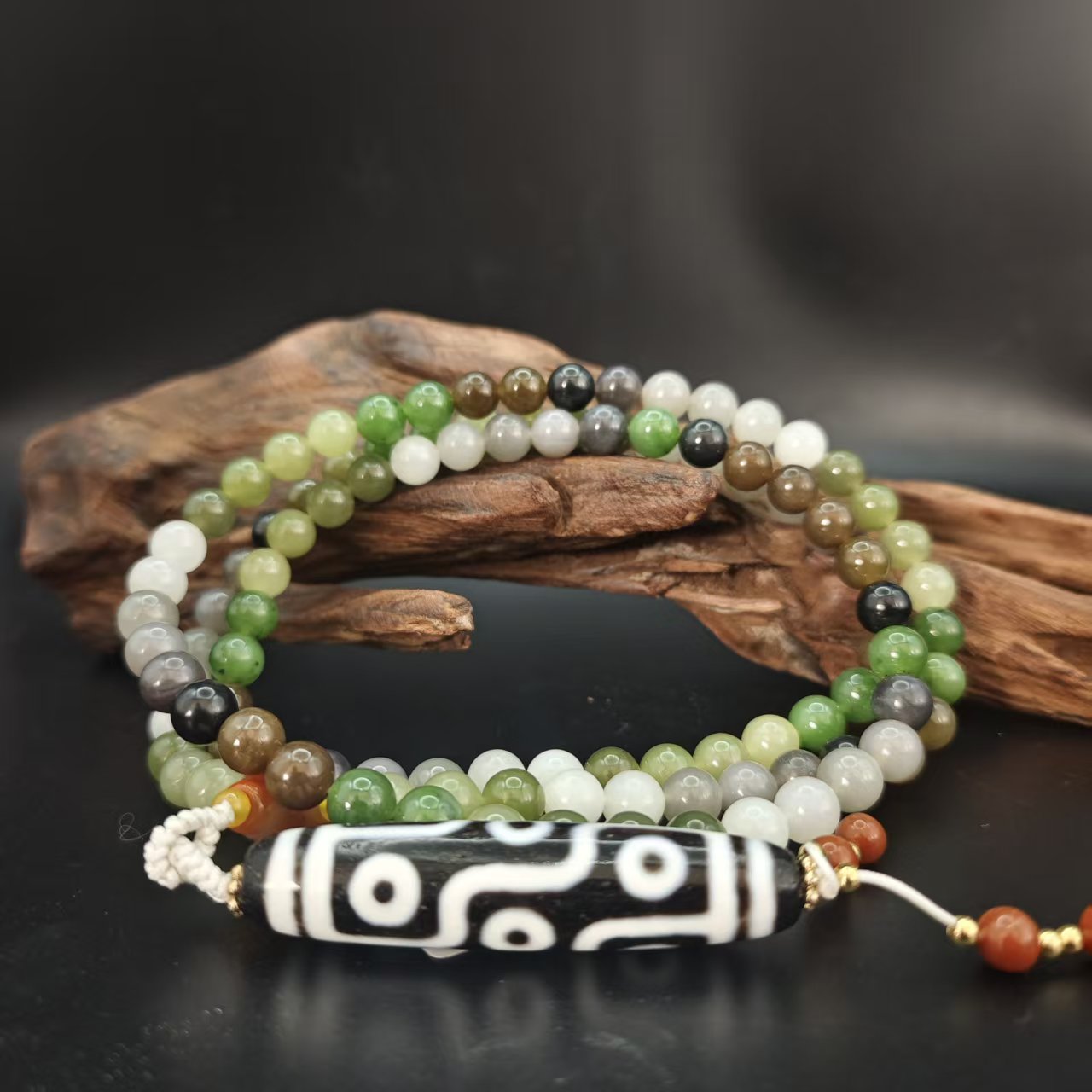 Q和田玉多宝圆珠项链（卡8）2678