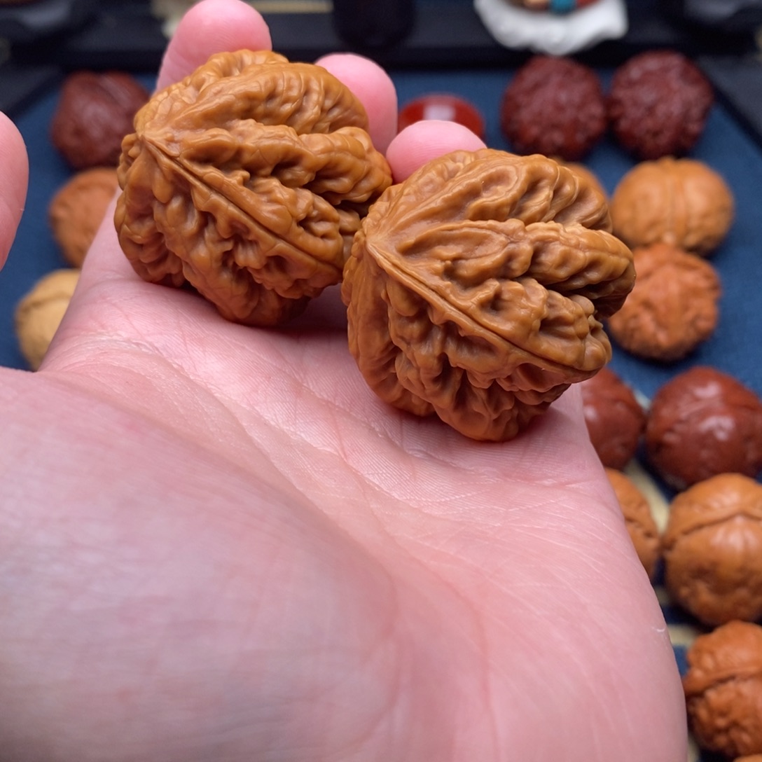 文玩核桃把件精品小手捻