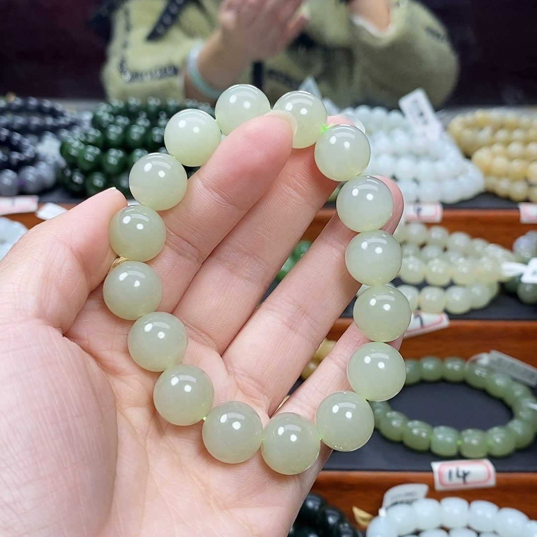 和田玉手链未镶嵌