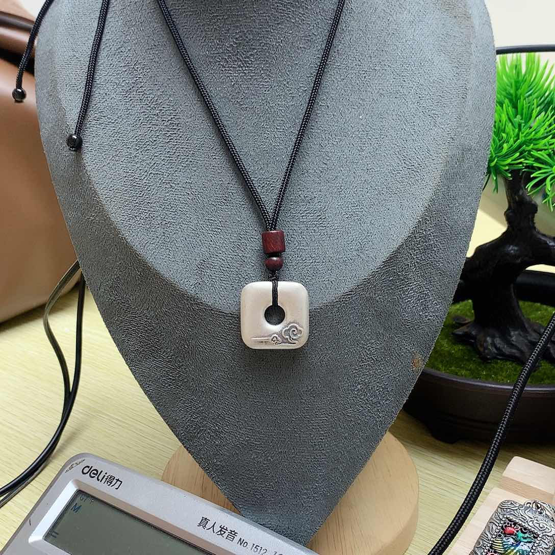 足银玻璃足银吊坠