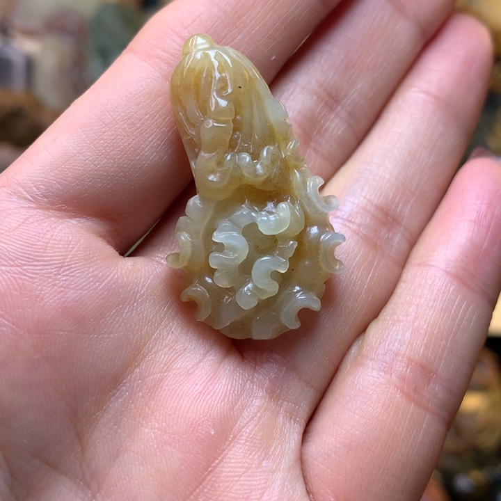 岫岩老玉（透闪石质玉）挂件未镶嵌