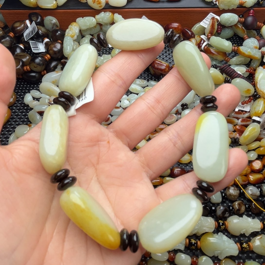 和田玉手链未镶嵌