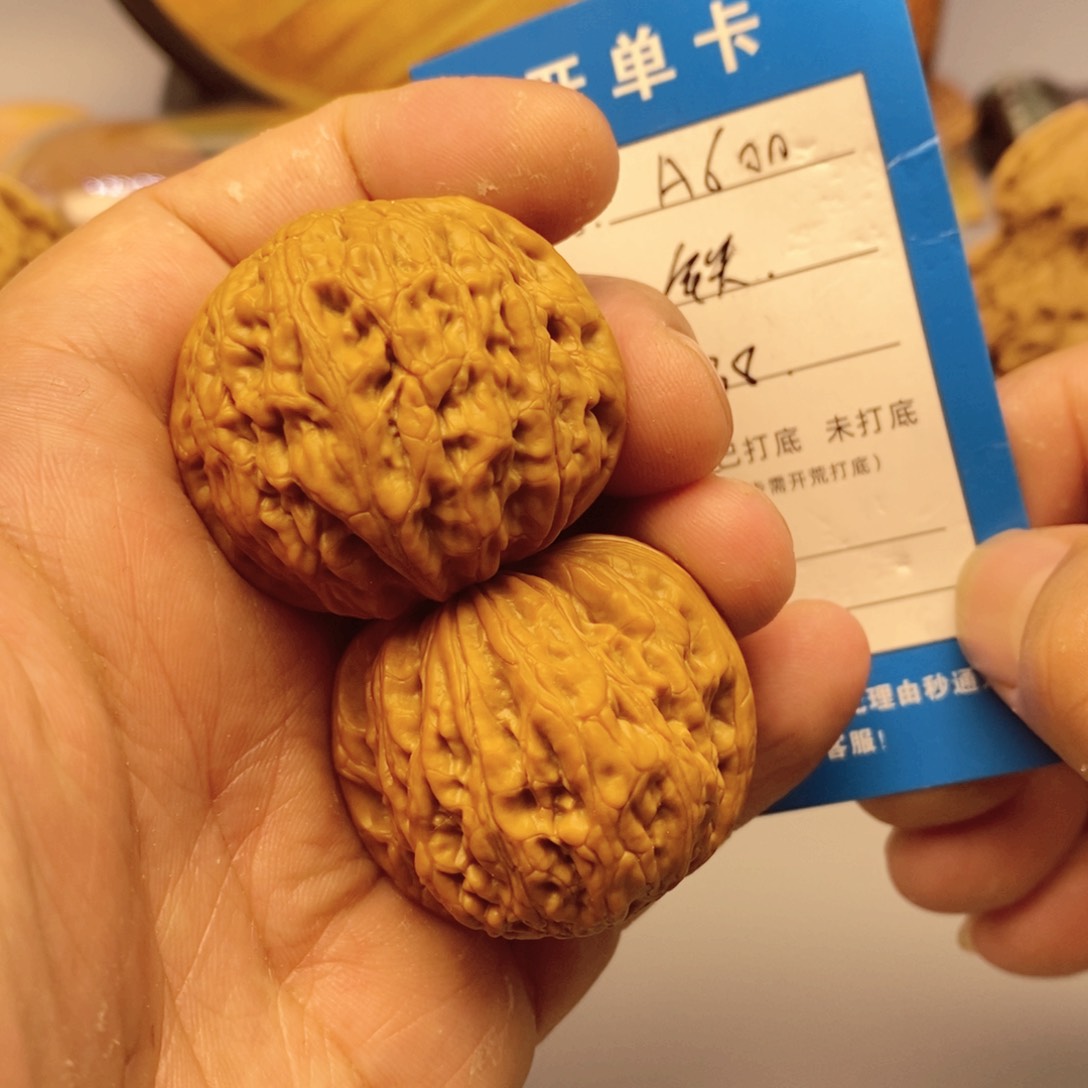 桃核把件文玩核桃