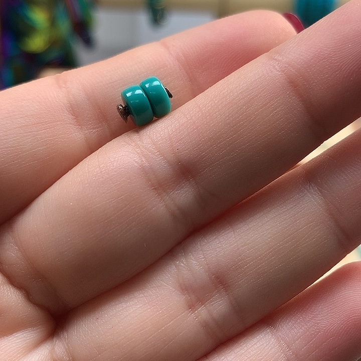 绿松石配饰未镶嵌