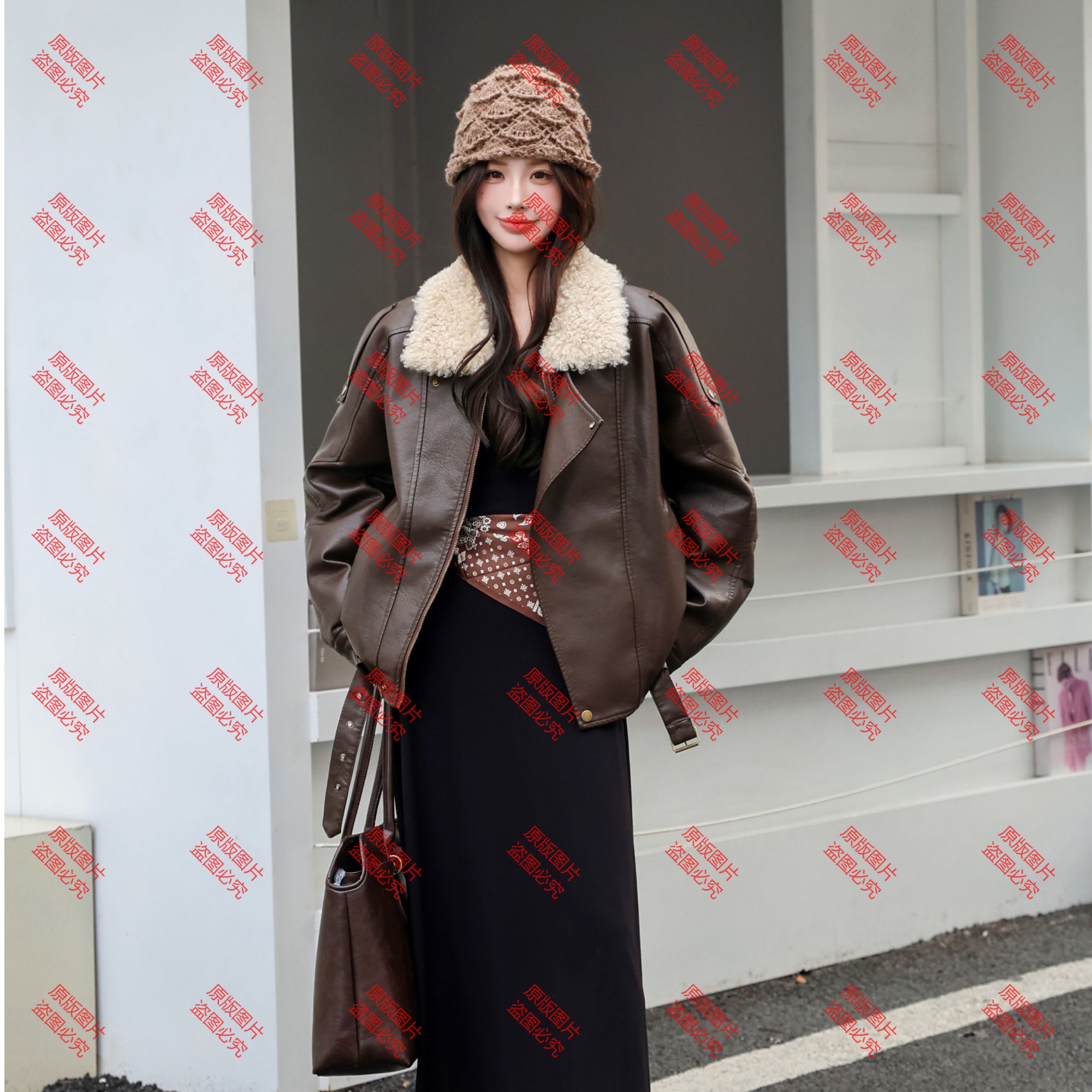 2025冬季加绒翻领皮衣夹克女大码美式复古机车风宽松百搭外套