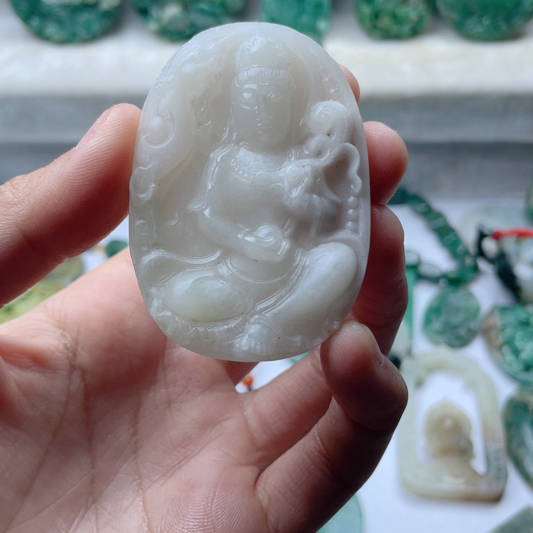 独山玉挂件未镶嵌