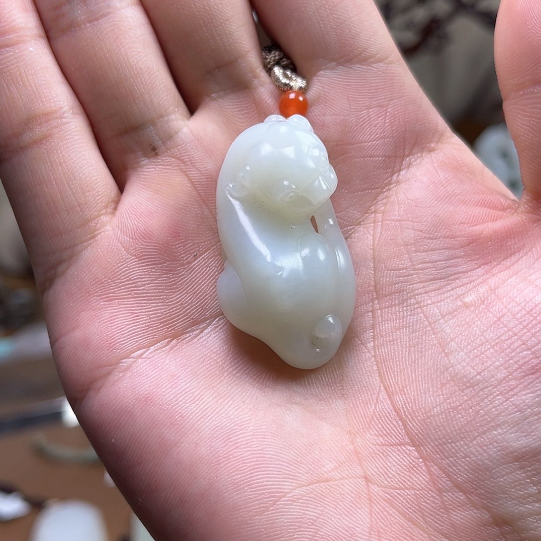 和田玉颈饰未镶嵌