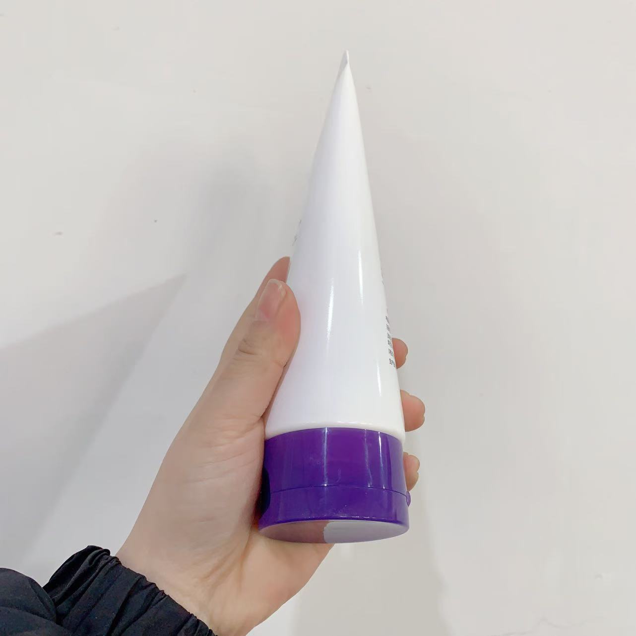 超大只~保湿紫苏洁面乳