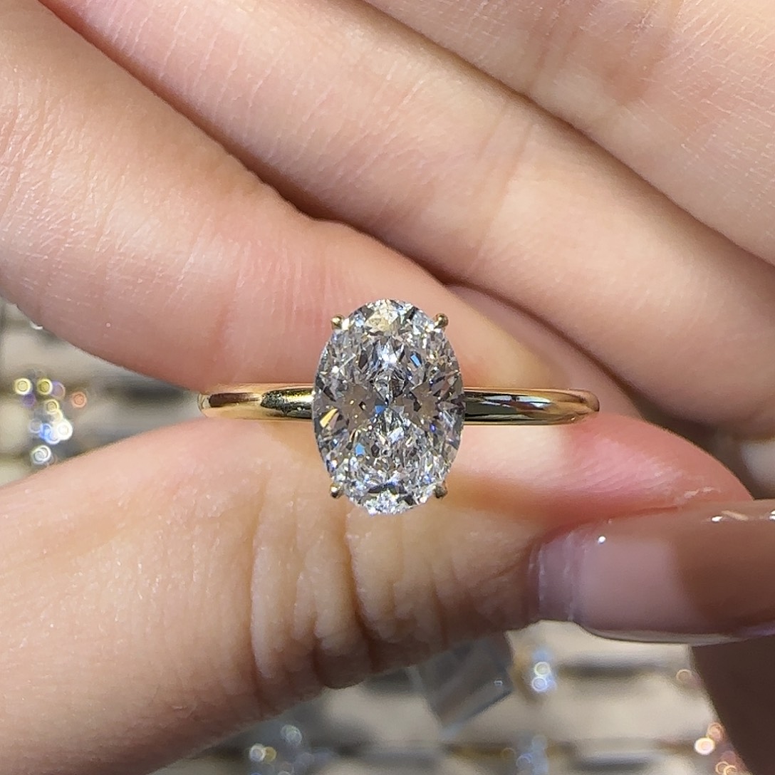 18K金镶嵌实验室培育钻石海莉1卡12