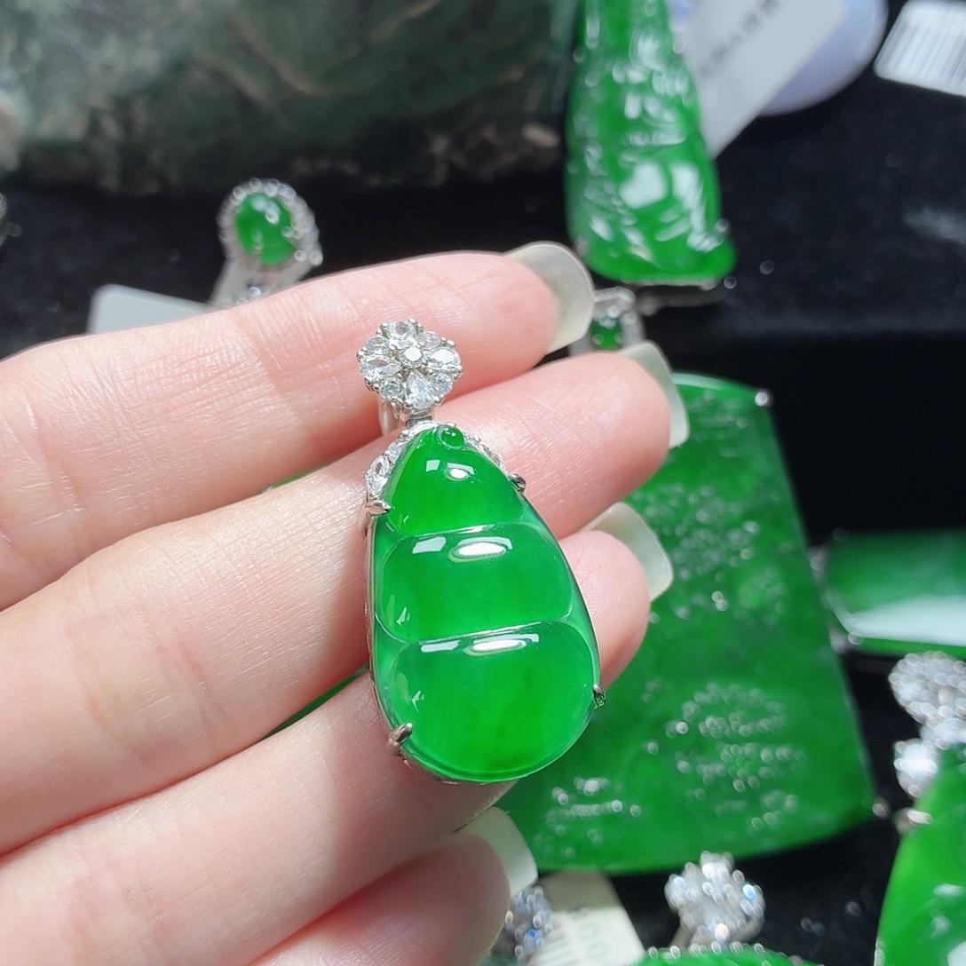 翡翠银S925镶嵌颈饰11