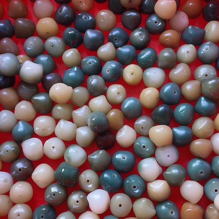 白玉菩提吊坠精品猫头13十颗