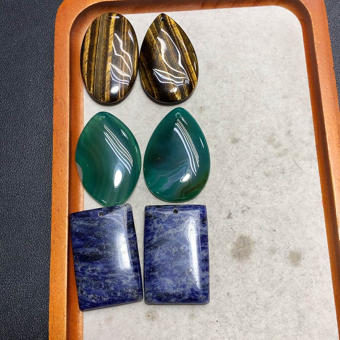 未镶嵌手串玛瑙/玉髓F****o六个吊坠