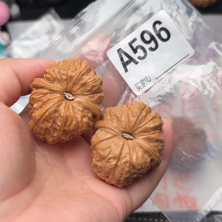 桃核把件核桃南关敦38