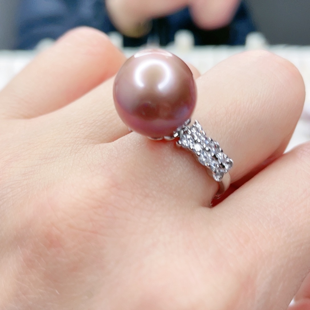 淡水珍珠颈饰合金