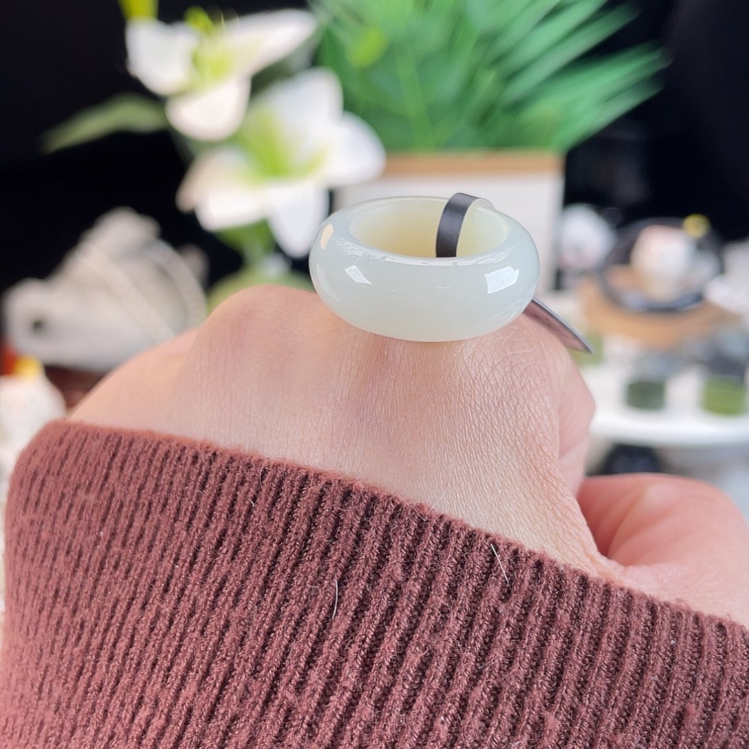 和田玉未镶嵌戒指E112白玉轮胎16.4