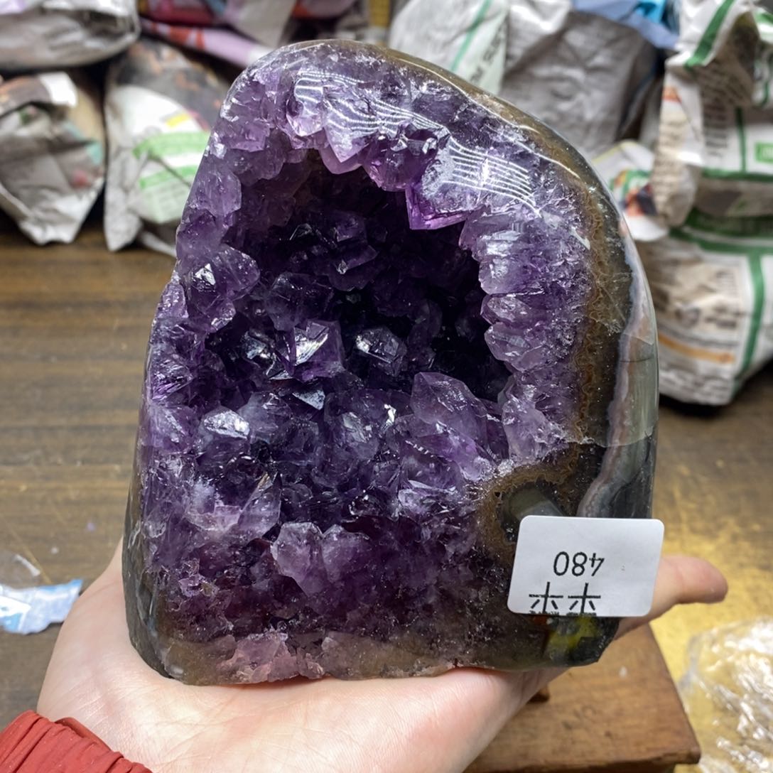 紫晶乌拉圭未镶嵌