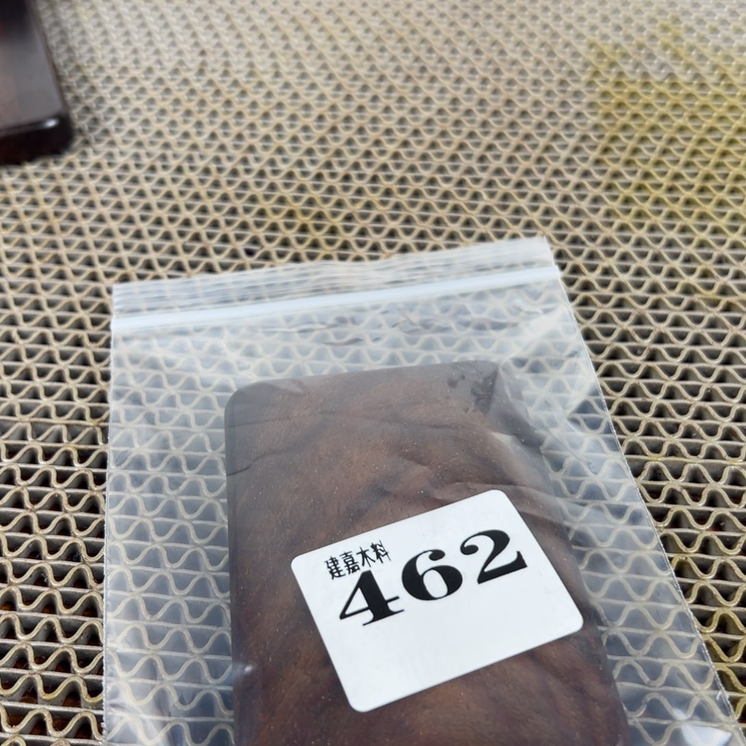 黄***板木木料一物一拍木料