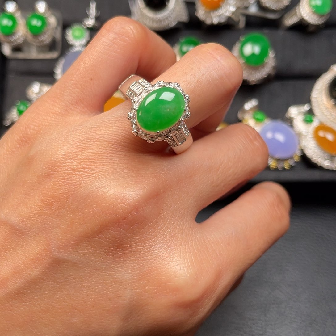 定制翡翠未镶嵌戒指