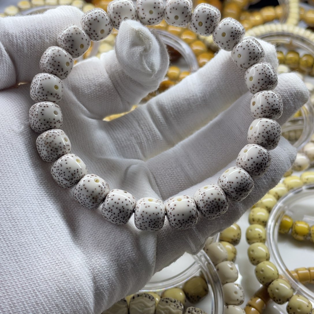 山***超星月菩提吊坠原白10➕双留白小细星