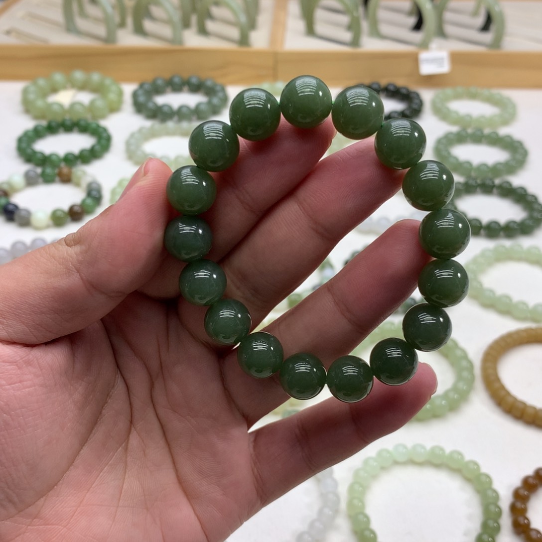 和田玉手串（碧玉12）未镶嵌