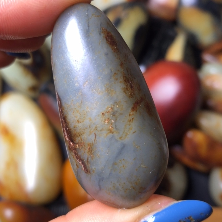 和田玉未镶嵌珠宝奇石