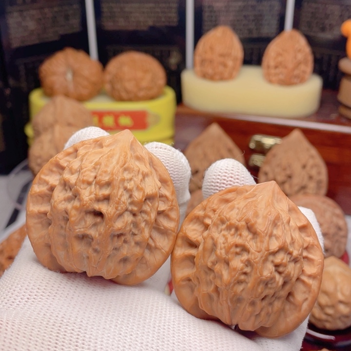 文玩核桃吊坠42全品桃心崔凯