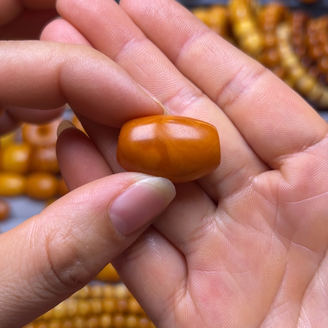 琥珀未镶嵌吊坠(不含链)