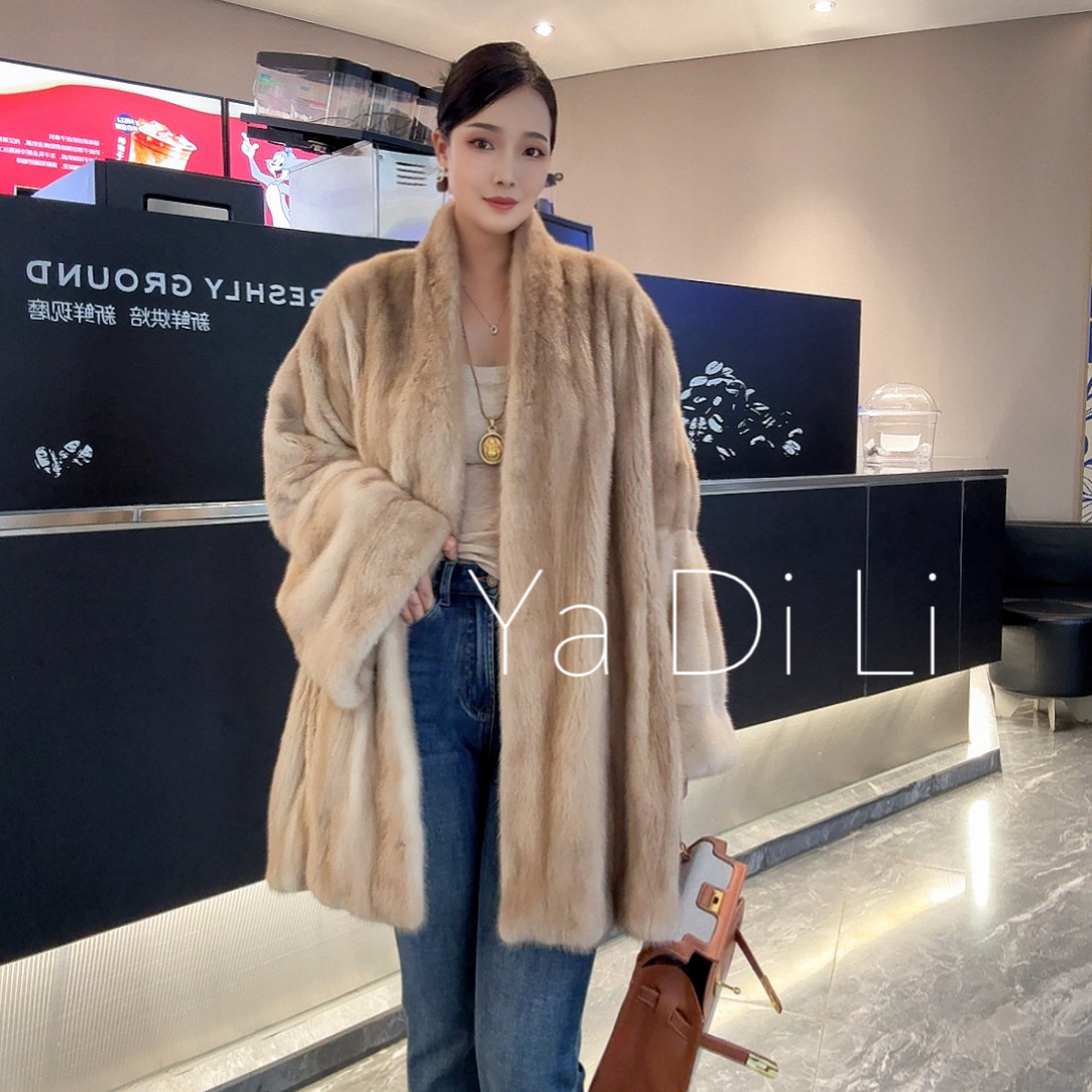 人生貂"大斗篷”进口天鹅绒整貂宽松水貂皮草貂皮大衣女中长款外套