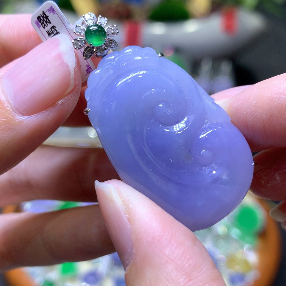 【闪购商品】翡翠颈饰18K金镶嵌翡翠吊坠项链