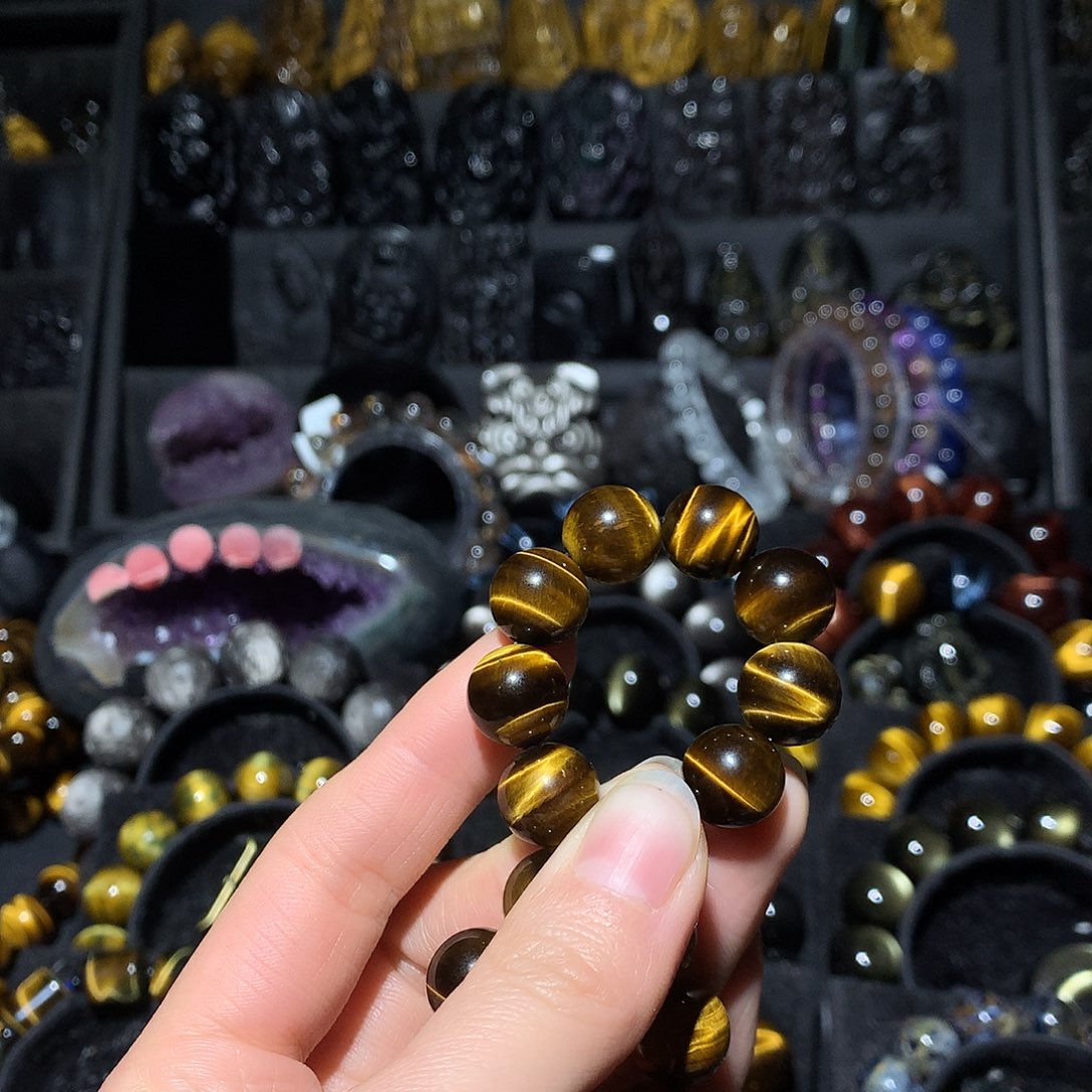 木变石手链未镶嵌?