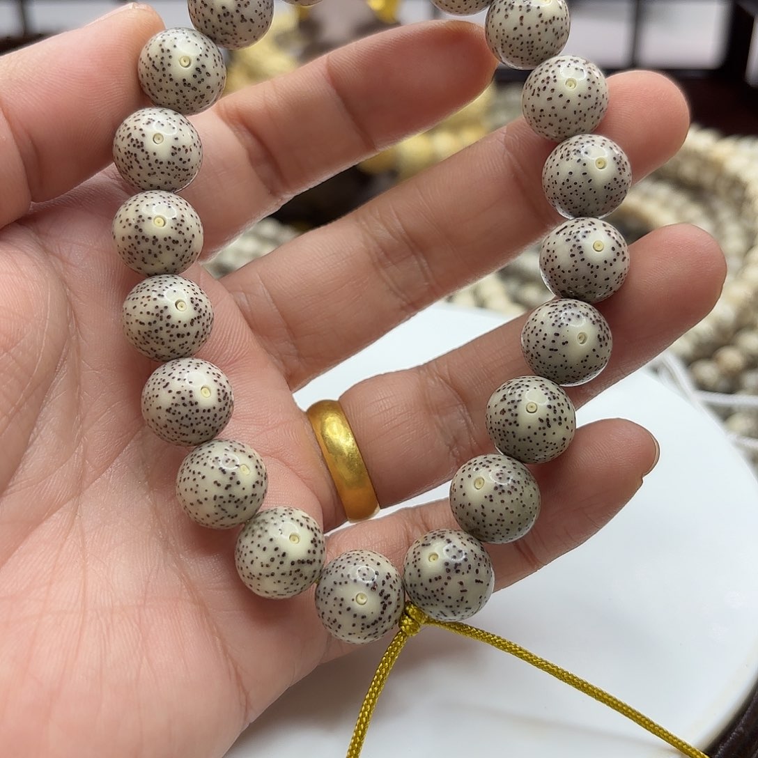 ****-吊坠星月菩提12圆毕业星点