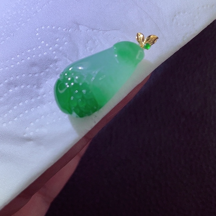 翡翠18K金镶嵌颈饰翡翠