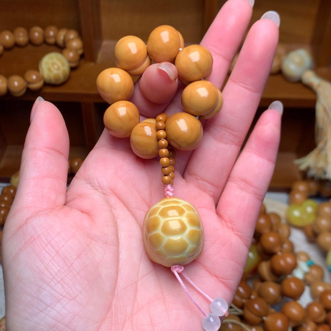 猴头核桃把件15高定屁桃手捻富甲