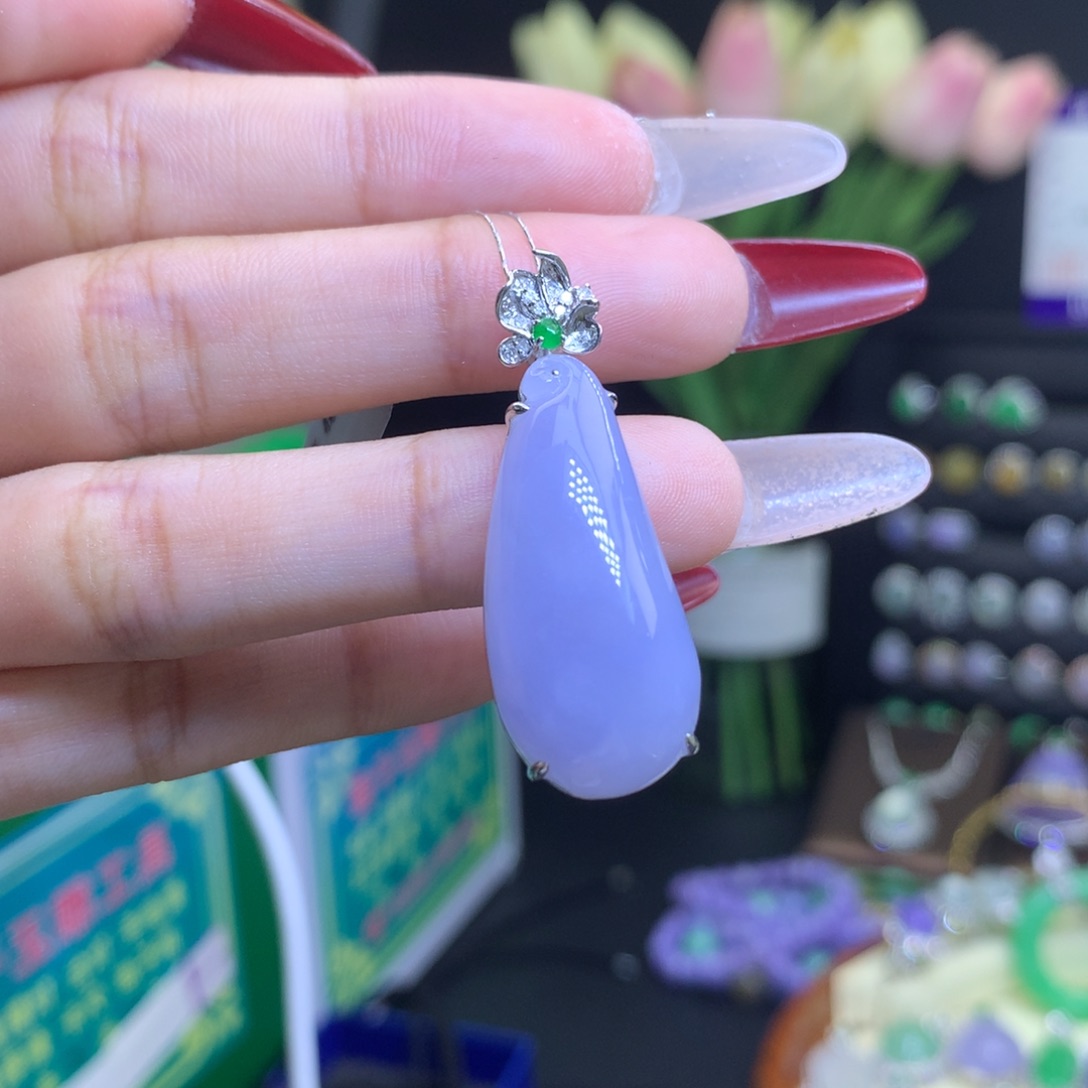 翡翠颈饰18K金镶嵌天然