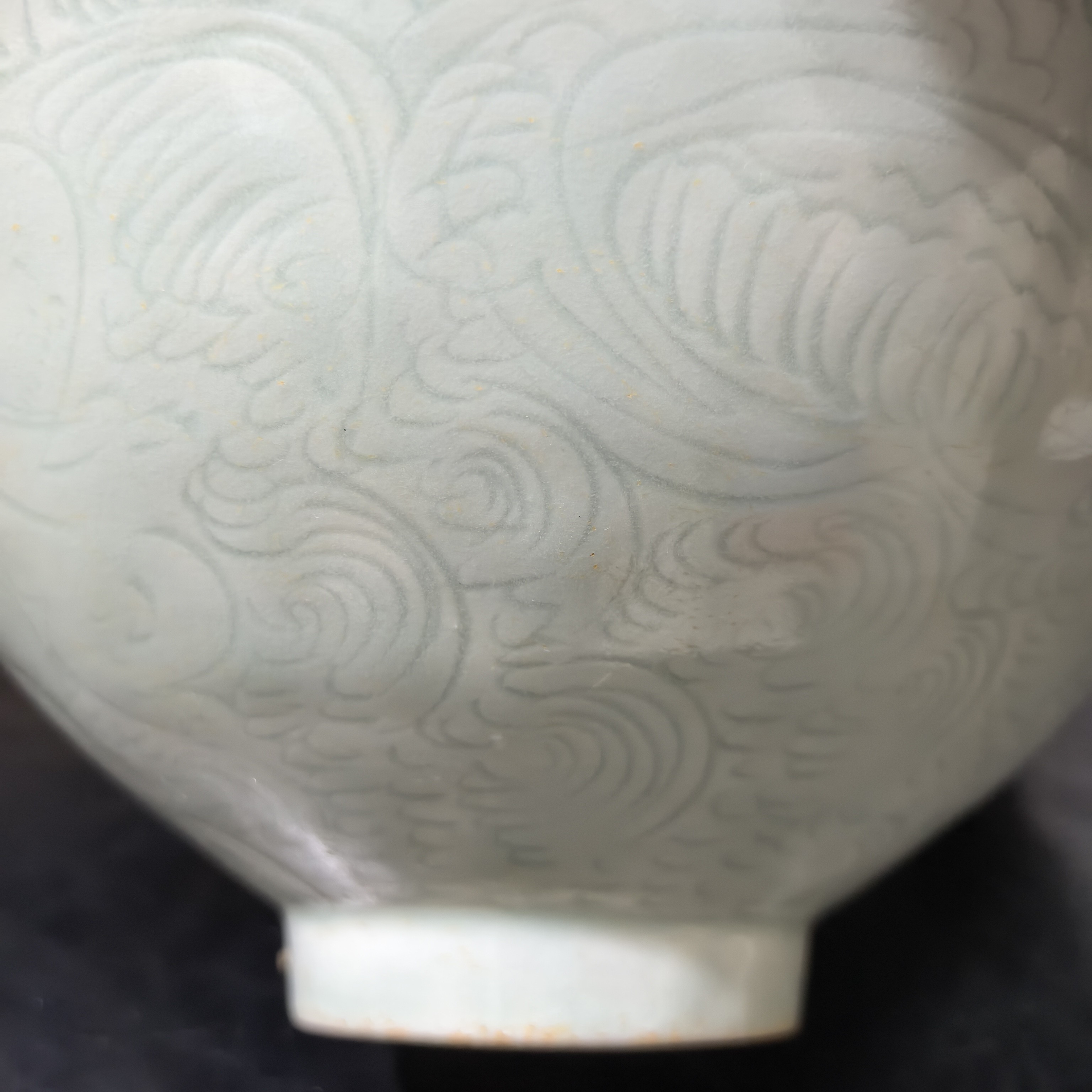 影青三个头娃娃碗陶瓷