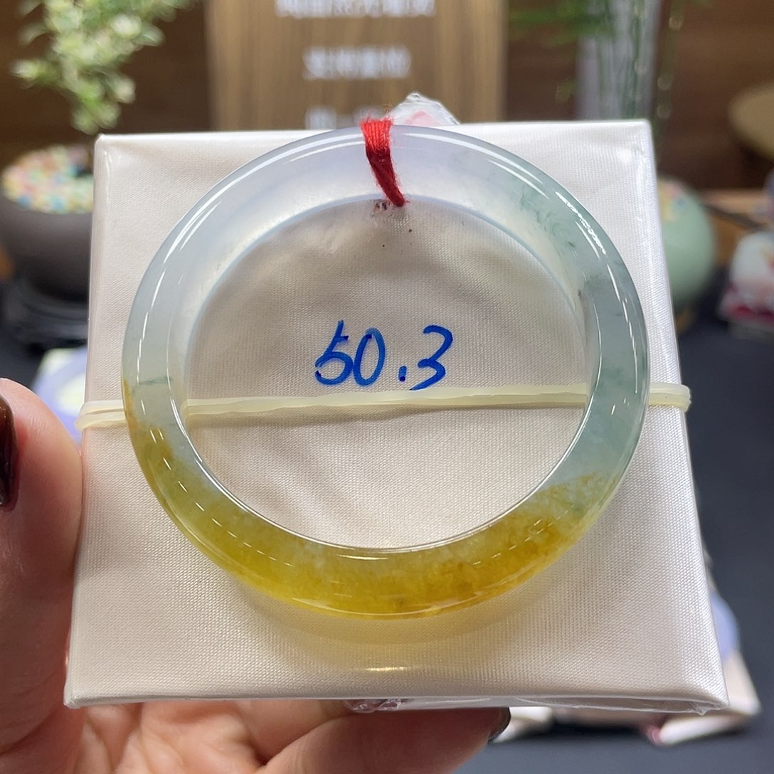 翡翠未镶嵌手镯56 号