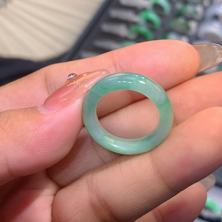 翡翠戒指未镶嵌圈口11