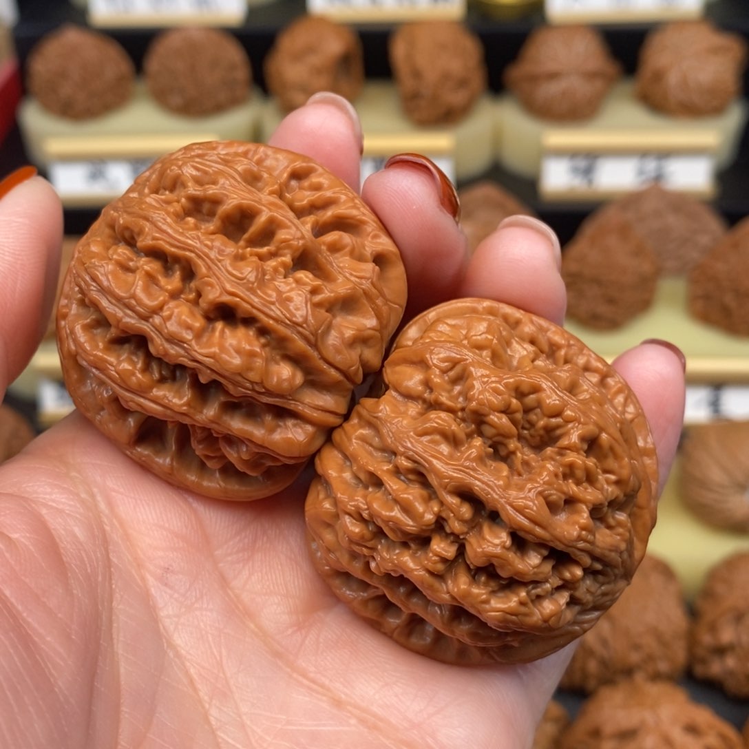 吊坠文玩核桃强*粗筋