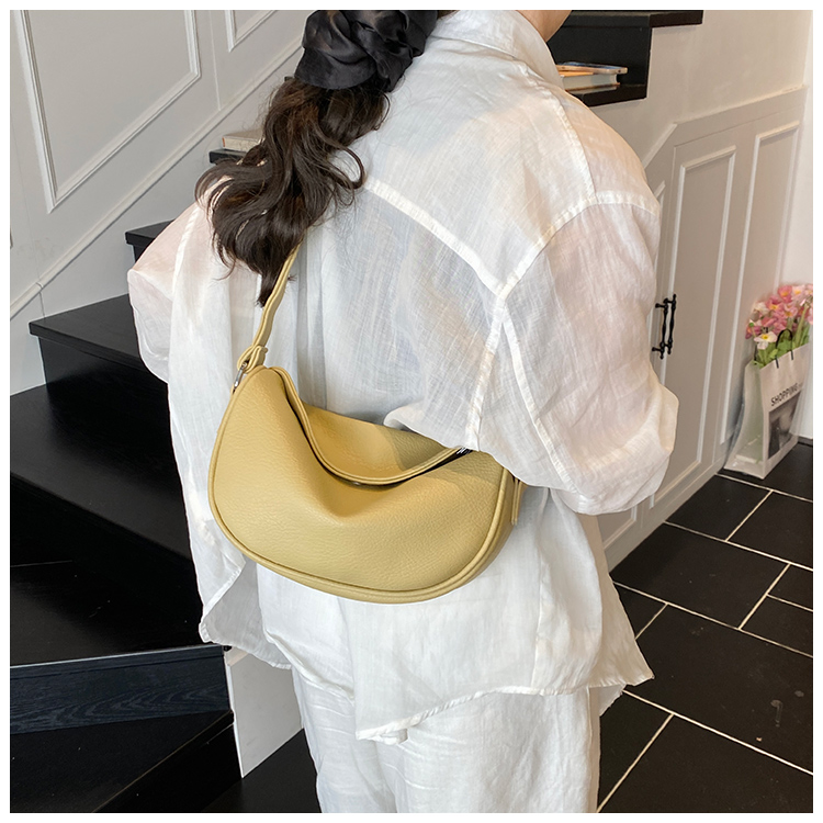 法式小众包包女2025新款高级感单肩斜挎包爆款秋冬百搭马鞍饺子包