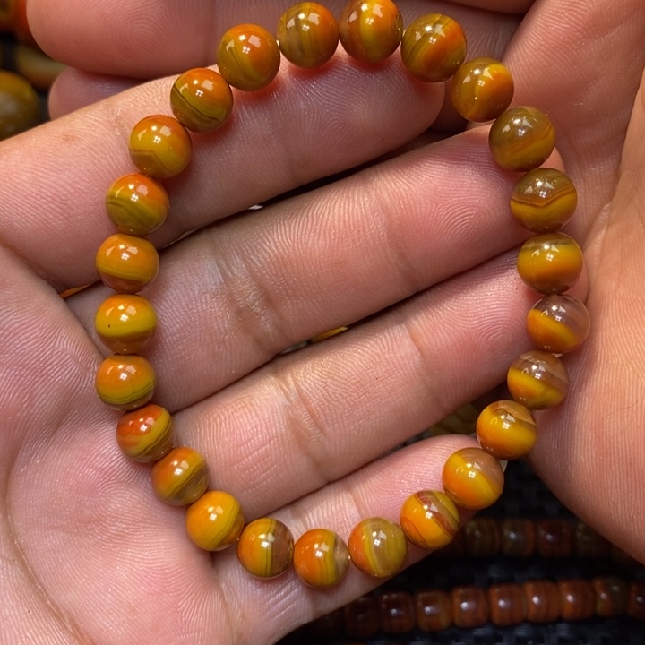 玛瑙/玉髓战国红大湾料手链未镶嵌