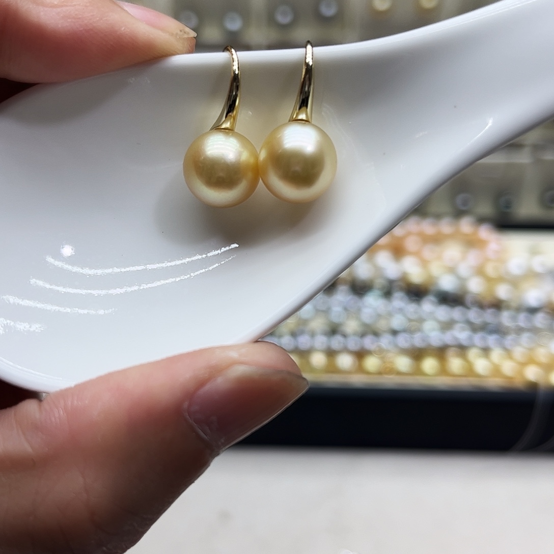 银S925镶嵌耳饰海水珍珠