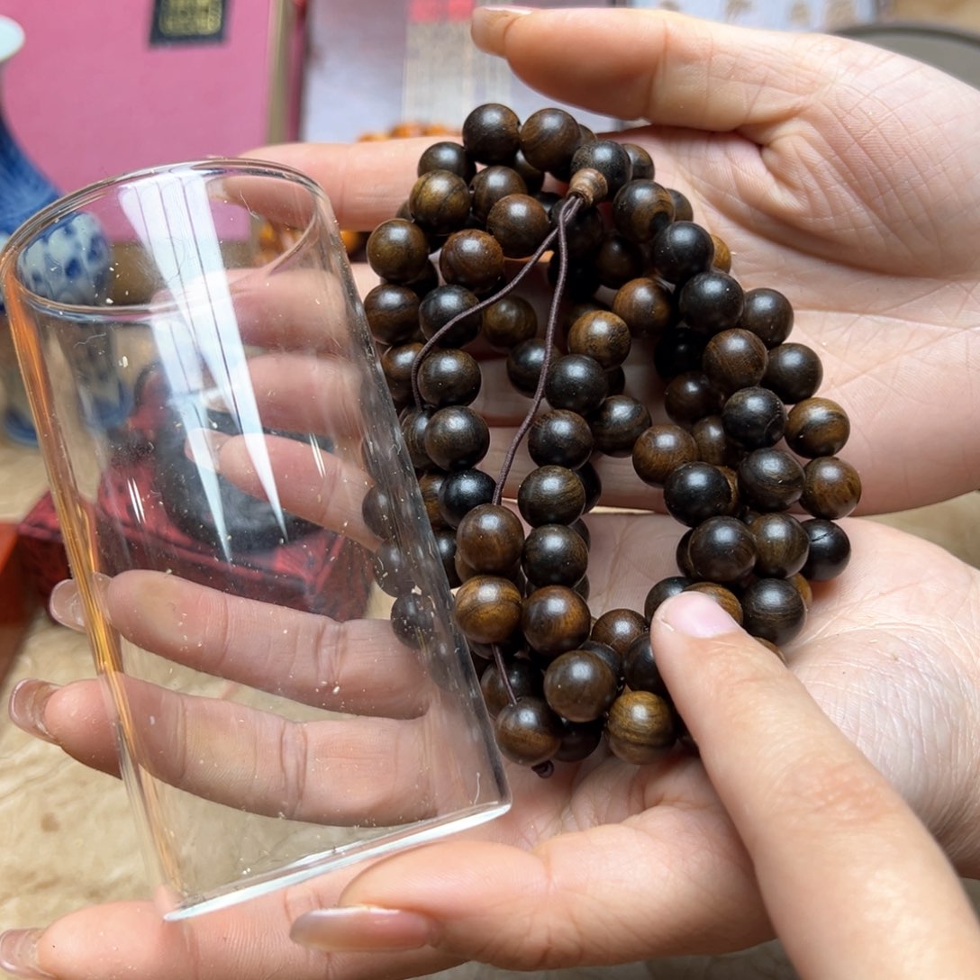 大叶紫檀（黑酸枝木类）